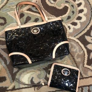 Patent Leather Coach Handbag & Wallet Bundle